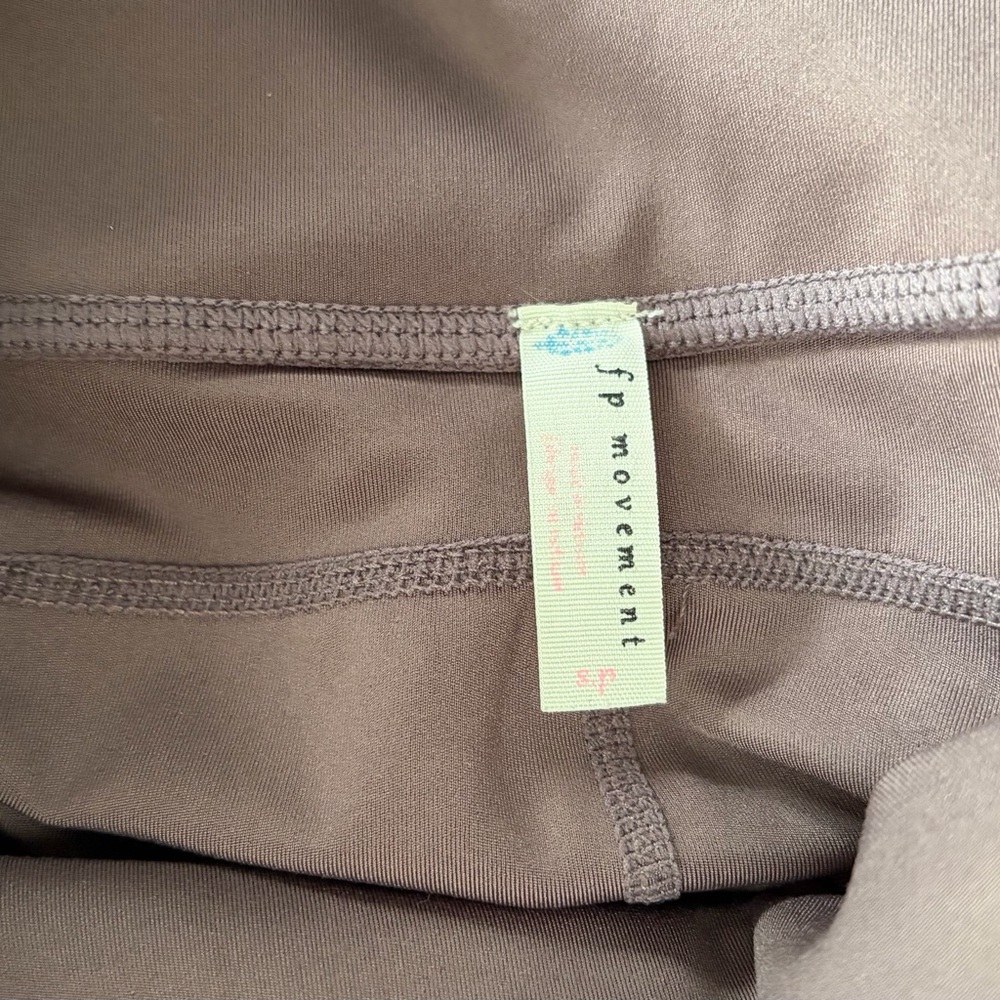 Free People Movement High Rise Ankle Freeform ruched leggings size Small. - Picture 9 of 9